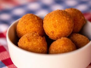 A favorite app at Carl's pre-keto dinner parties!